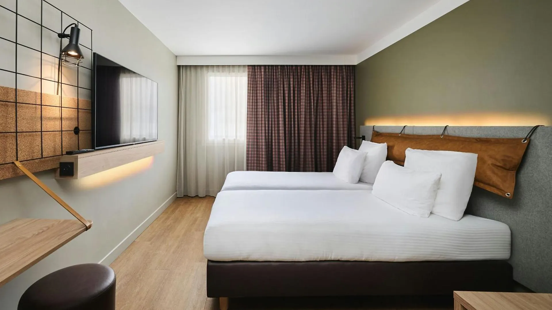 Hotel Moxy Annecy Francja